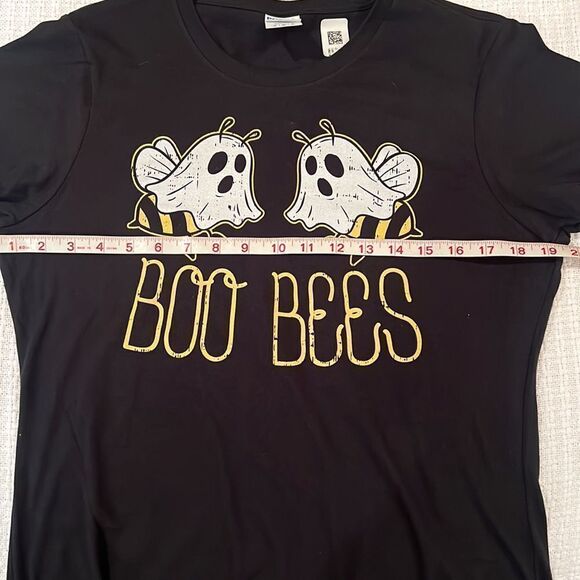 NEW Boo 👻 Bees 🐝 T-Shirt Size Medium Black - Picture 4 of 5